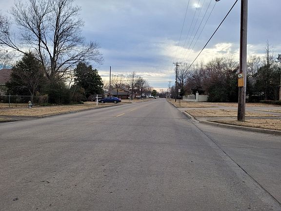 4th image of 321 N Seminole Ave
