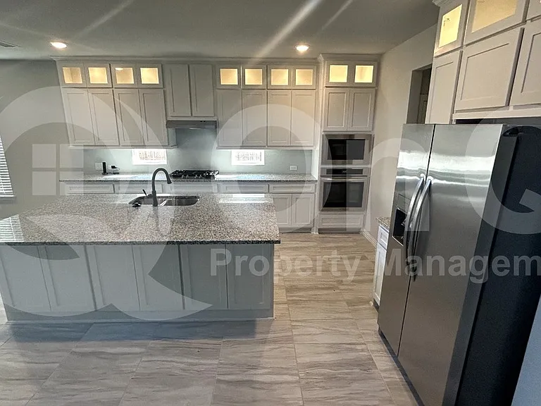 3328 Lakestriker Rd — Photo 4