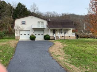 4975 Roach Rd, Salt Rock, WV 25559