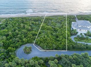 12040 Seaview Dr, Vero Beach, FL 32963