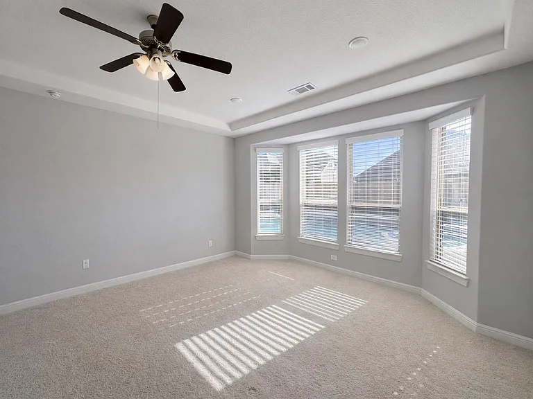 2406 Trocadero Ln — Photo 23