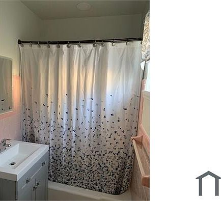 2nd image of 2475 NE 136th Ter