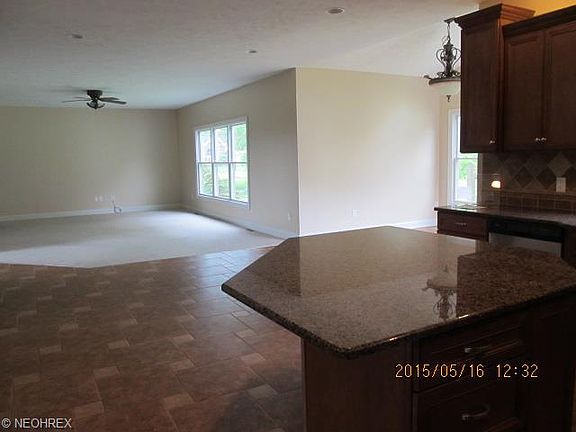 4th image of 10234 N Red Oak N