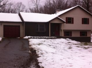 448 Walbridge Rd, Erie, PA 16511