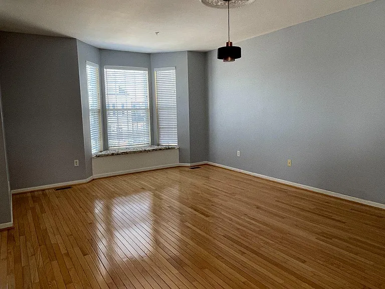 5427 Upper Mill Terr South Ter S — Photo 12