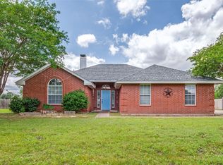 165 Castleridge Dr, Red Oak, TX 75154
