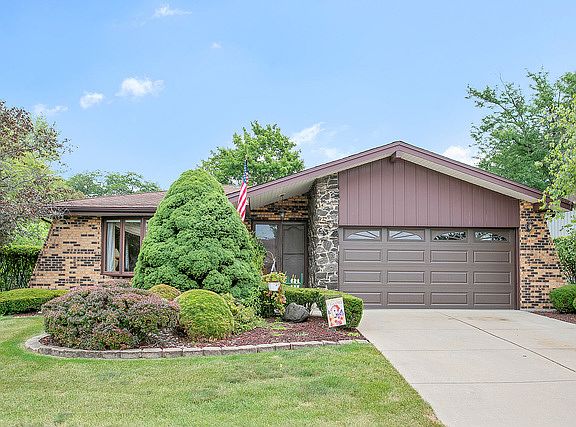 2nd image of 14533 Maycliff Dr