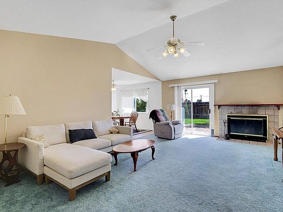 5th image of 2218 Cecilia Way