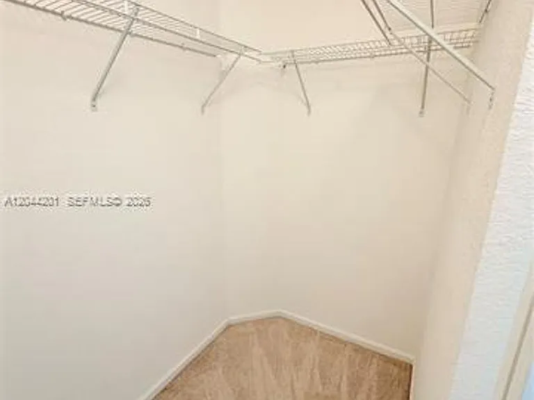 119 SW 6th Ln — Photo 30