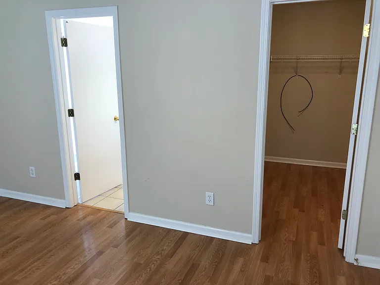 912 Elderberry Ln — Photo 23