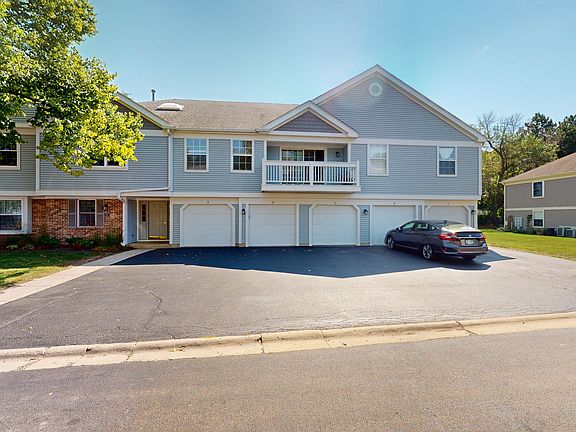 2nd image of 1194 Ballantrae Pl APT D