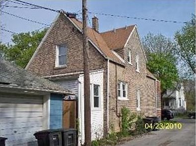 2nd image of 11 E 116th St