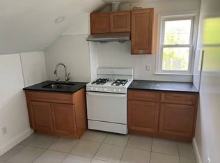 936 124th St FLOOR 2, College Pt, NY 11356