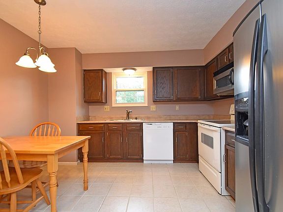 4th image of 10867 Ponds Ln