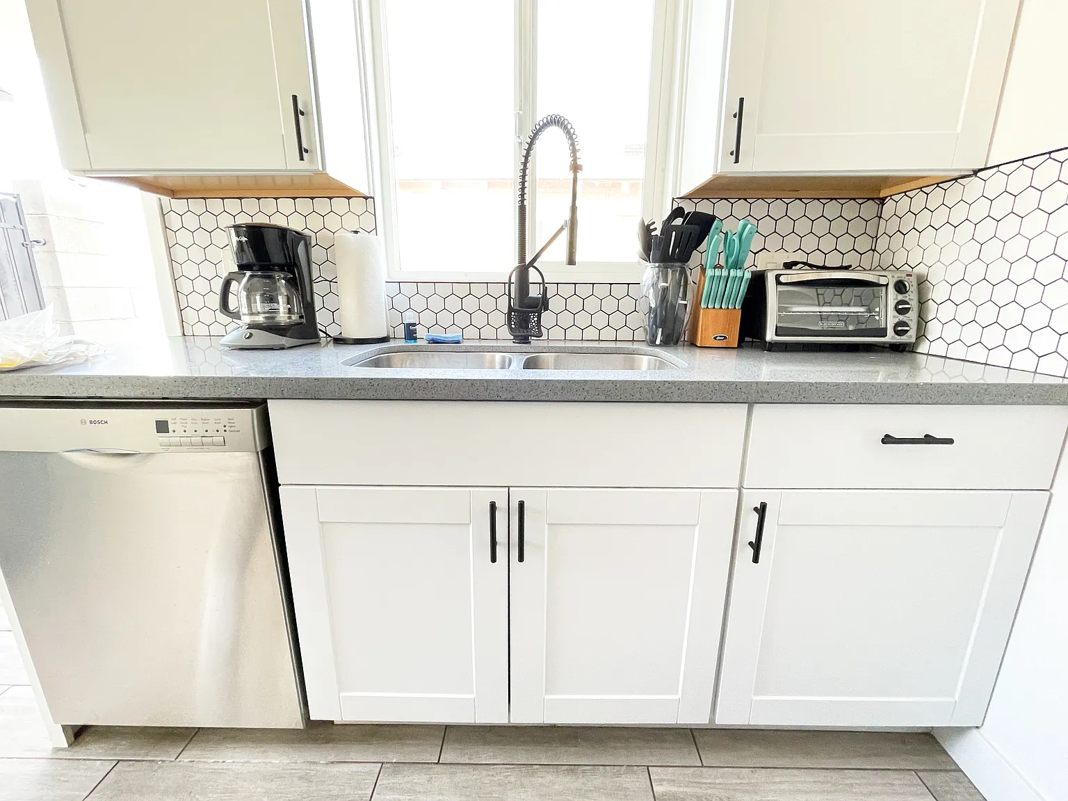 1311 W Clarendon Ave — Photo 2