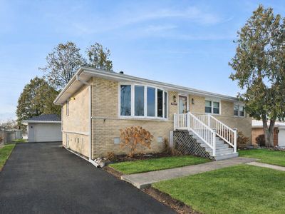 10506 S Michael Dr, Palos Hills, IL, 60465