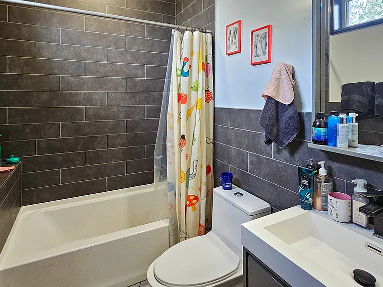 519 N 38th St #2 — Photo 15