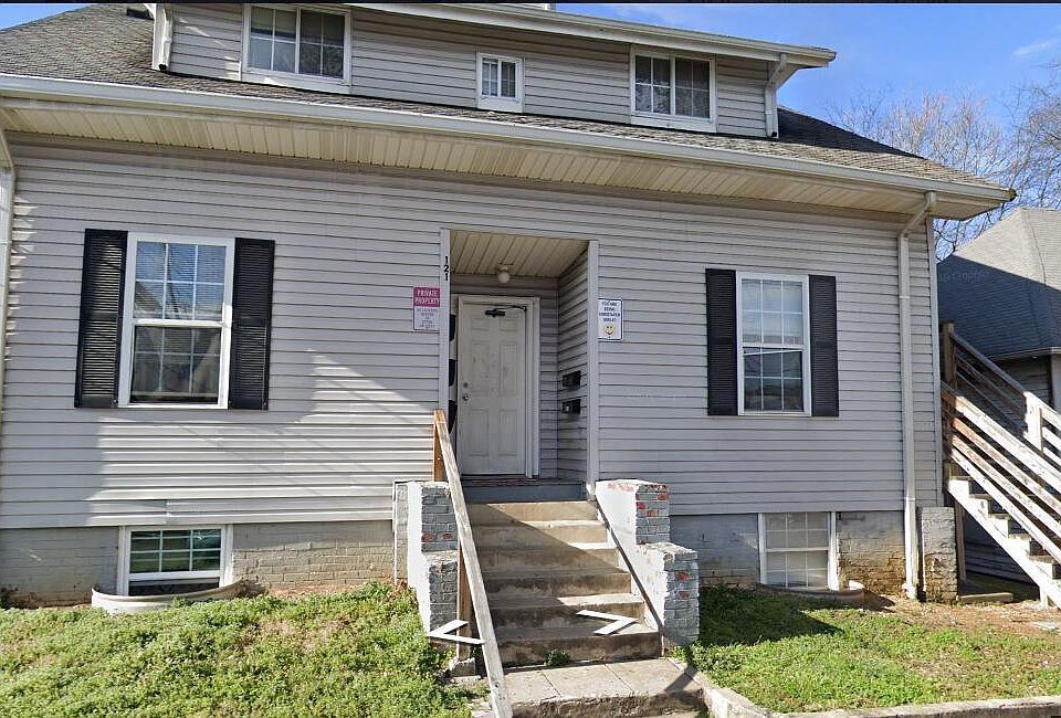 1st image of 121 Pruett Pl