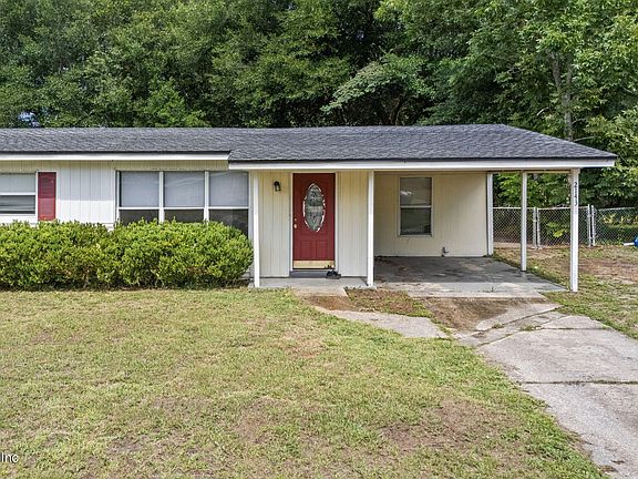 3rd image of 2143 LA VALLE Drive