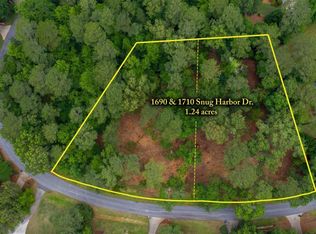 1710 Snug Harbor Dr, Greensboro, GA