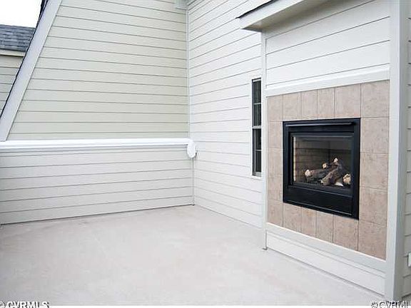 3rd image of 2412 Liesfeld Parkway 15d Gln