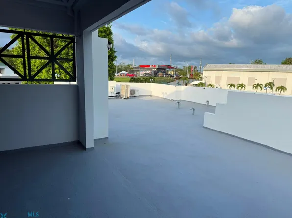 3965 Garden Valley Clb #1E, San Juan, PR 00926