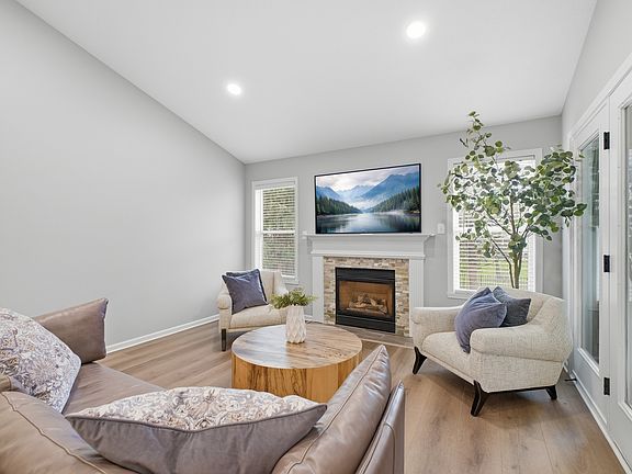 4th image of 5403 Lochmere Dr
