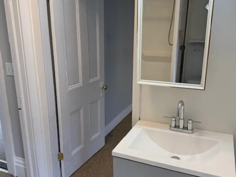21 Broadway Ave #2 — Photo 11