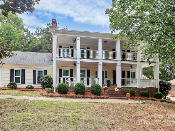 10208 Thomas Payne Cir, Charlotte, NC 28277