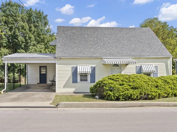 220 Springdale Ave, Cynthiana, KY 41031