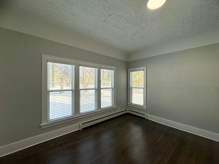 36465 Main St #1 — Photo 11