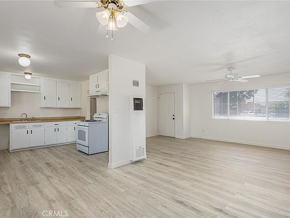 5th image of 27390 6th St