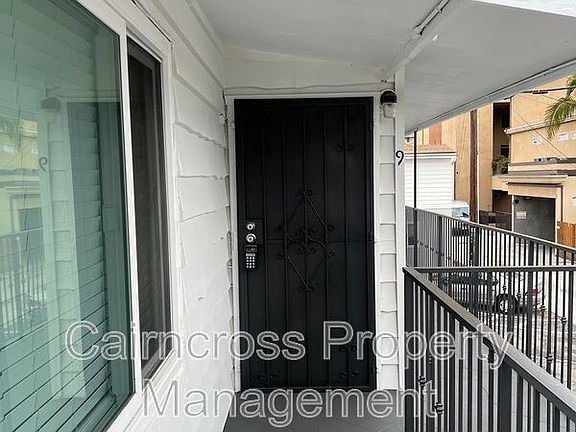 4th image of 326 W University Ave APT 9