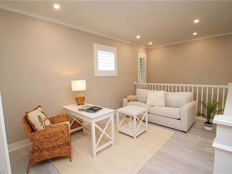 251 Indies Dr E #202 — Photo 5