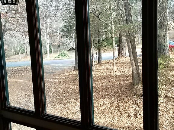 5th image of 114 Bramble Oak Dr