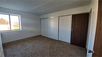 3rd image of 318 E Main St #202