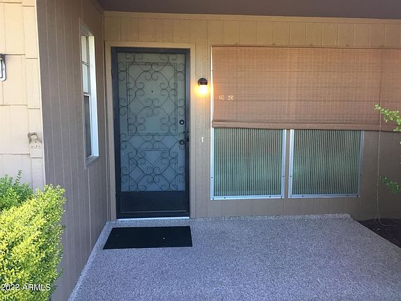 3rd image of 9934 W Palmeras Dr