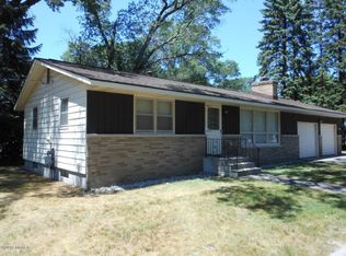 2491 Fountain St, Muskegon, MI 49441