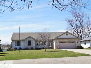 11925 Upton Rd, Grand Ledge, MI 48837