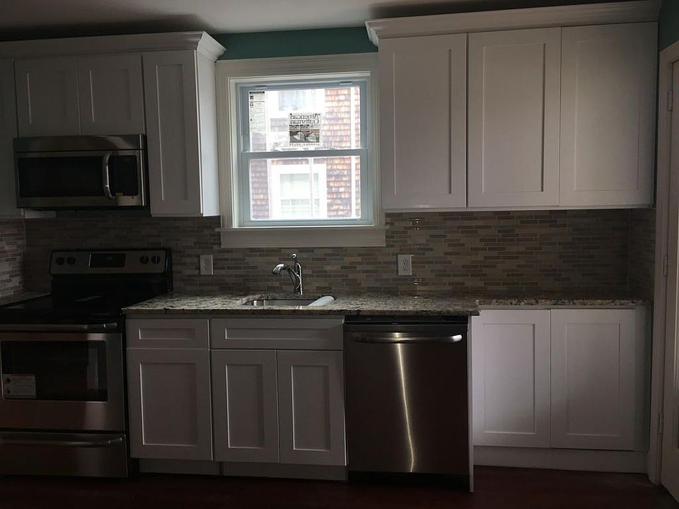 2nd image of 215 South Ave #1