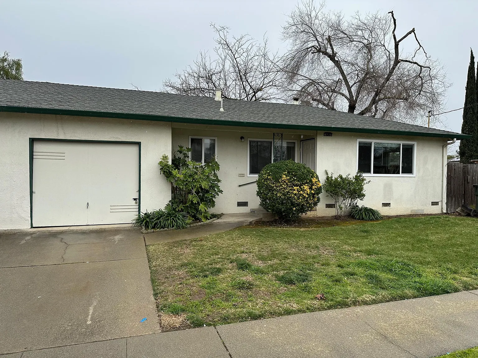 3775 Madeira Way photo 1