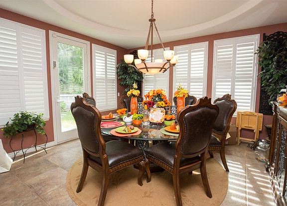 2nd image of 721 N Fox Run Pl
