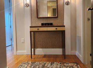 400 Stuart St #16K, Boston, MA 02116