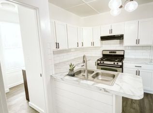 463 3rd St NW, Grand Rapids, MI 49504