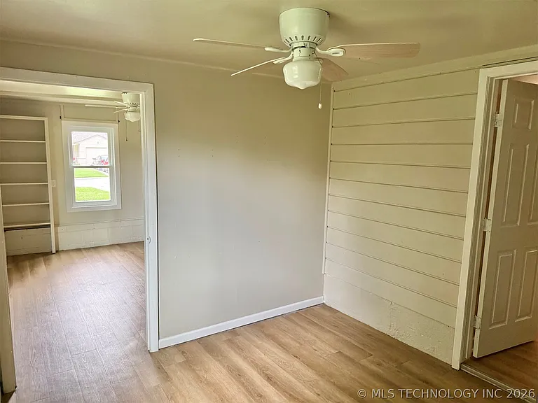 2673 S Sandusky Ave — Photo 31