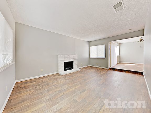 2nd image of 2333 Nancy Ln