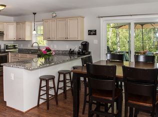 85 Fisher St, Millville, MA 01529