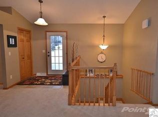 220 Chambersburg Dr, Duluth, MN 55811