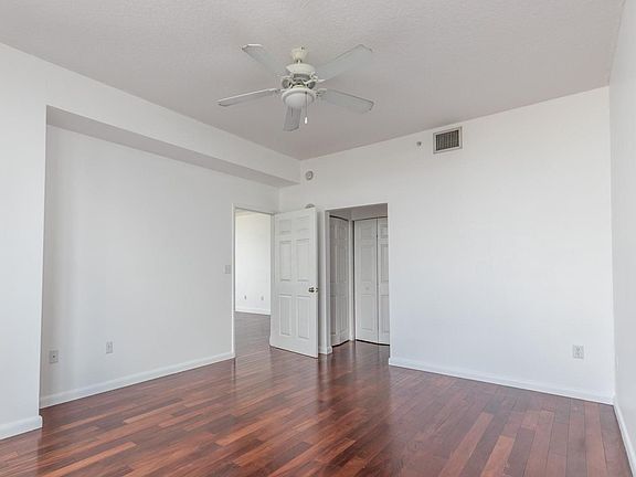 5th image of 2000 N Bayshore Dr APT 1201