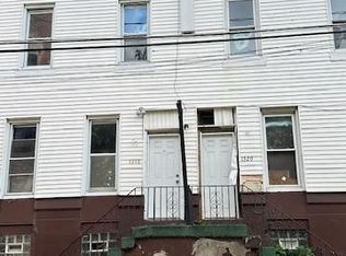 1318 W Cumberland St, Philadelphia, PA